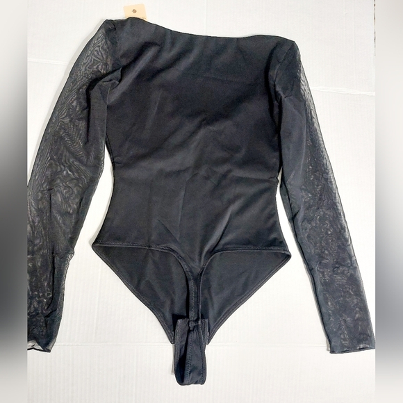 Black Popilush Bodysuit with lacey long sleeves and underwire. Women Size Small - Picture 4 of 9
